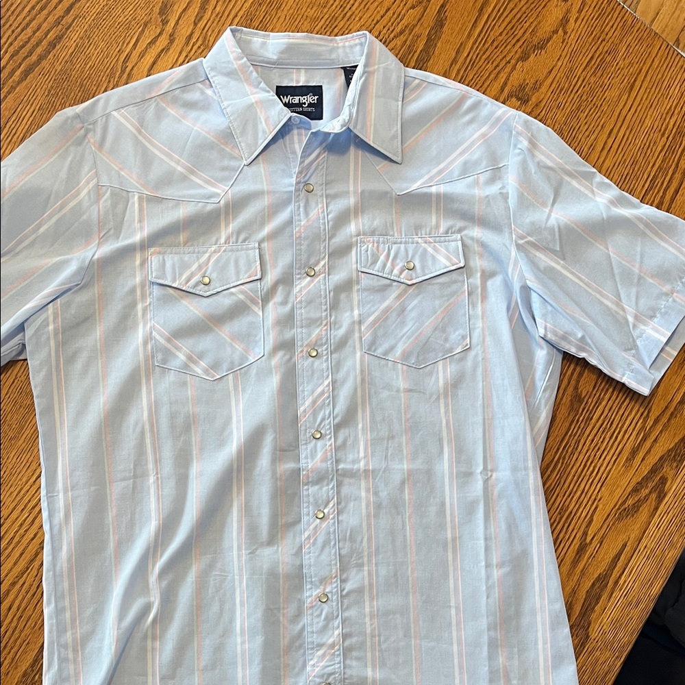 NWOT Wrangler Men's Light Blue Stripe Short-Sleeve Western Shirt Large Tall